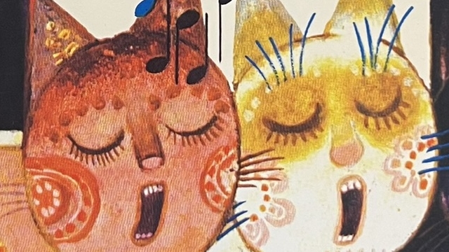 『Klavirni skolicka』の絵本の表紙のイラストです。猫が歌っている絵が描かれています。